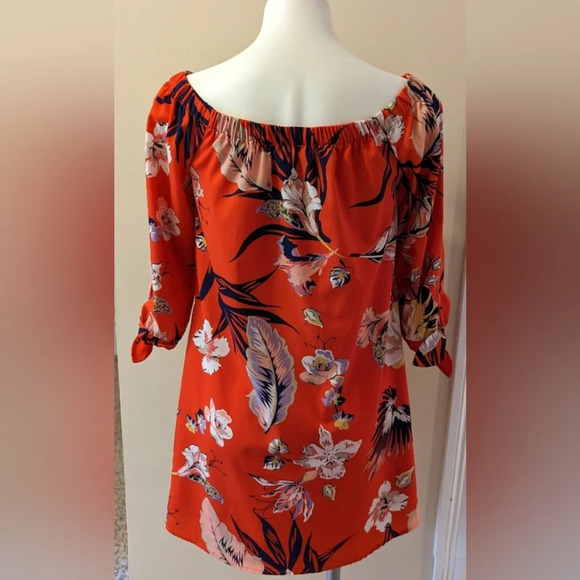 Carolina Belle Montreal Women's Dress Size 8 - Picture 3 of 6